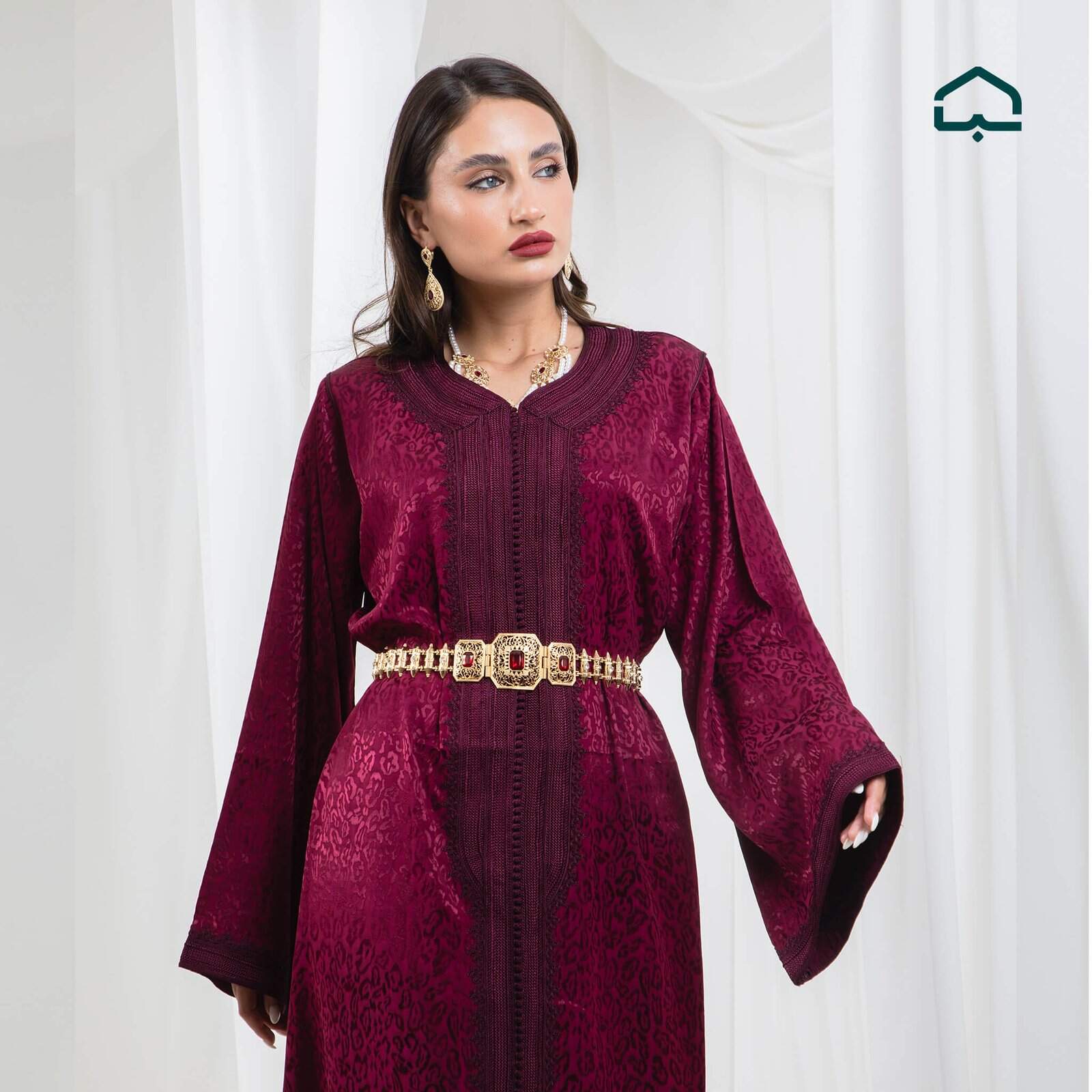 Burgundy Velvet Caftan - Image 4