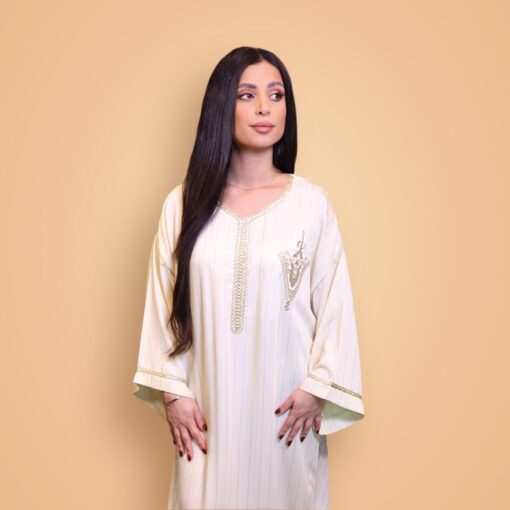 Off-White Elegant Gandora